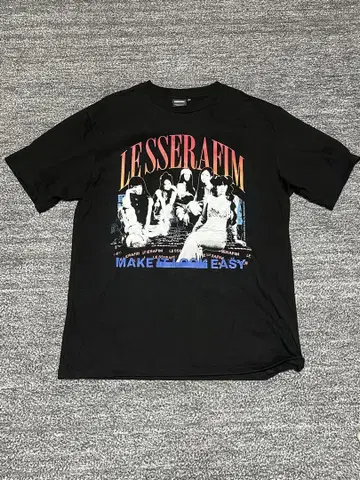 LESSERAFIM 그래픽 T셔츠 블랙