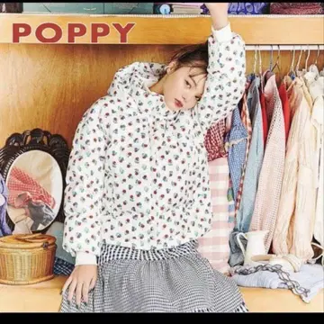 poppy flower down jacket 포피 꽃무늬 다운 아사기니뇨