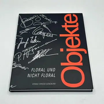 Objekte: Floral und nicht floral