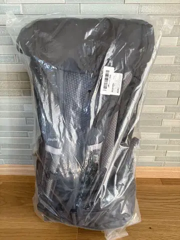 도이터 퓨추라 프로 36 블랙 x 그래파이트 미사용품 남성용