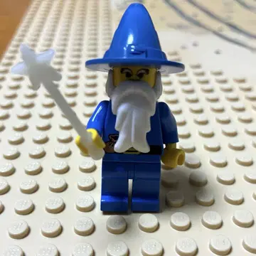 정품 LEGO 미니 피규어 마법사