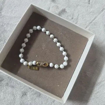 #203 화이트 비즈 팔찌