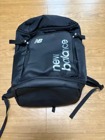 뉴발란스 / 탑 로딩 백팩 40L