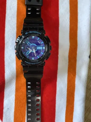 G-SHOCK GA-2000 블랙/퍼플