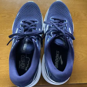 BROOKS Ghost15