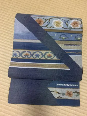 블루와 블랙 꽃 무늬 배색 리버서블 캐주얼 오비