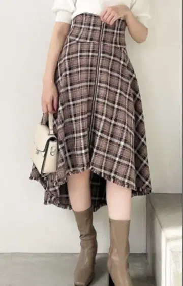 dazzlin 프린지 코르셋 스커트
