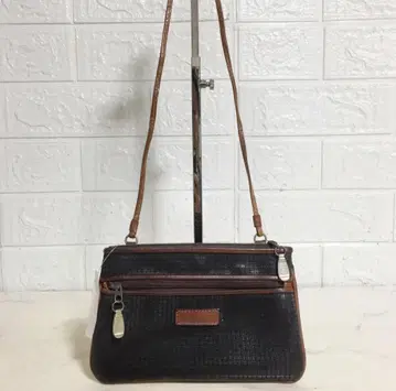 no37747 BALLY 발리 빈티지 사선 숄더 백