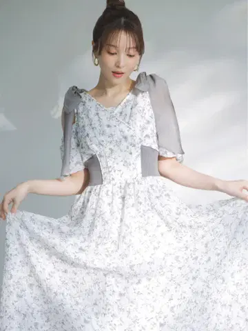 SNIDEL 스나이델 숄더 리본 원피스 FLOWER 정품