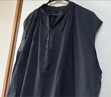 스탬프 앤 다이어리 블랙 프렌치 슬리브 셔츠