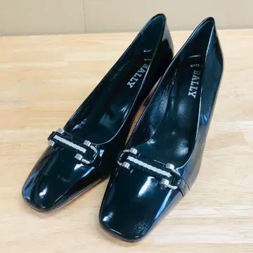 BALLY 여성용 펌프스 블랙 홀스빗 US6