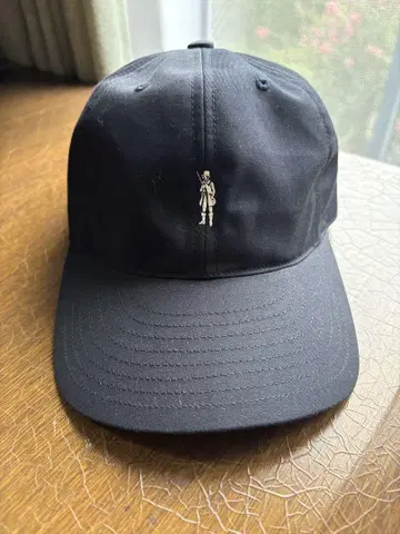 매킨토시 런던 캡 네이비 중고품