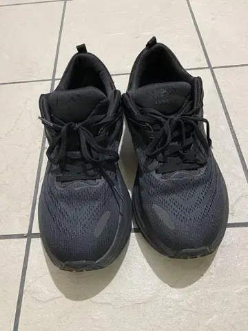 호카 오네 오네 본드 8 블랙 27.5cm