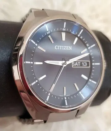 새상품급 CITIZEN ATTESA 에코 드라이브 손목시계 네이비