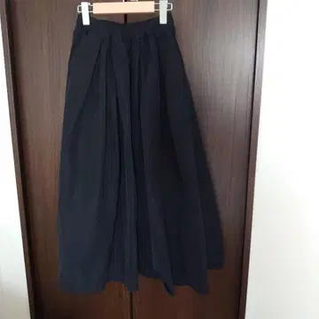 어반 리서치 메모리 타프타 볼륨 스커트