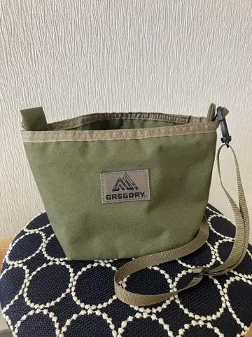 그레고리 GREGORY 숄더 파우치 밀리터리