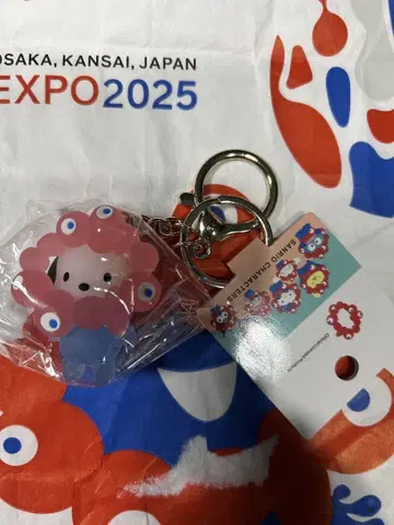 간사이 만박 포차코 클리어 컬러 입체 키링 산리오 미야쿠미야쿠