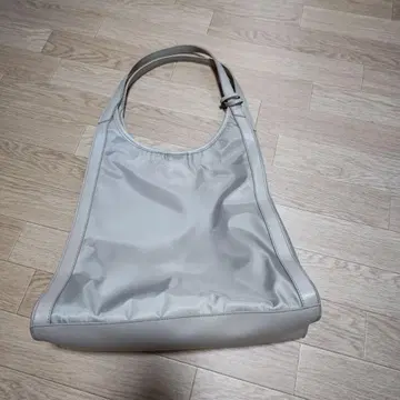 OPAQUE CLIP 백