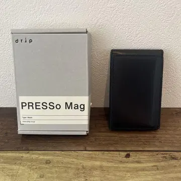 스마트폰 스탠드가 되는 마그넷 지갑 [ PRESSo Mag ]