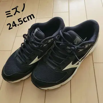 새상품급 Mizuno 블랙 러닝화 24.5 스니커즈