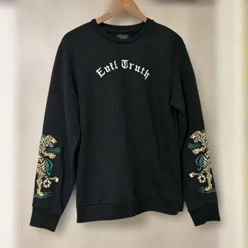 새상품급 ZARA 호랑이 자수 트레이닝복 S 자라 타이거
