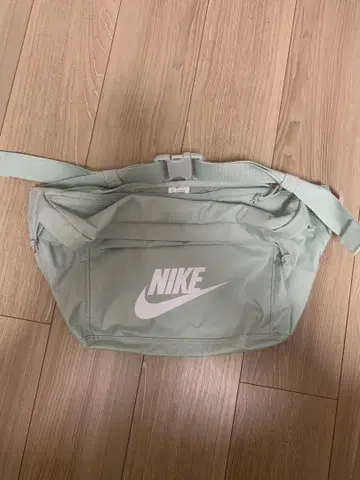 Nike 바디백