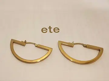 ete 하프문 귀걸이