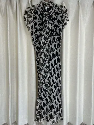 DIANE von FURSTENBERG 슬리브리스 원피스 S