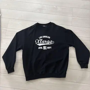 Xlarge 로고 블랙 맨투맨