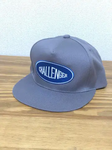 CHALLENGER 그레이 스냅백 캡