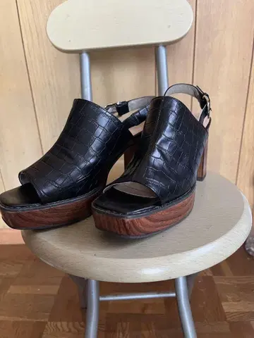 Original Reflect 오픈토 샌들 블랙