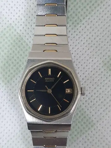 SEIKO 쿼츠 손목시계 블랙 다이얼
