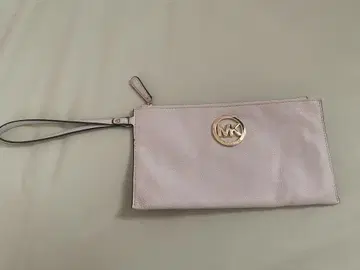 MICHAEL KORS 마이클 코스 클러치백