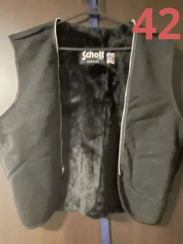 Schott 블랙 퍼 라이닝 베스트