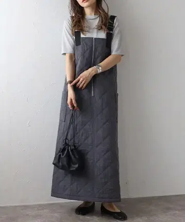 그레이 퀼팅 오버롤