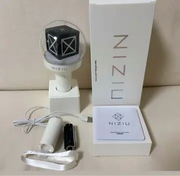 NIZIU 공식 응원봉 화이트