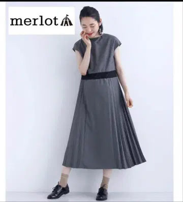 새상품급 merlot plus 사이드 플리츠 원피스 허리 레이스