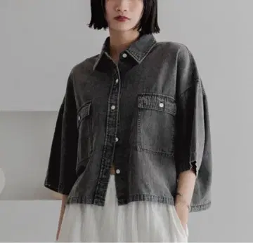 [ 새상품 미사용 ] 로리즈팜 데님 숏 셔츠 차콜 그레이