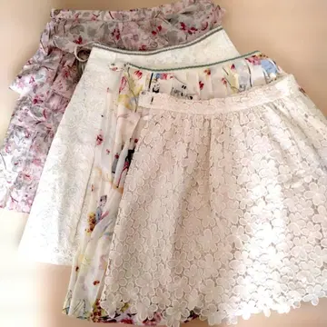[ 로이스크레용 ] 플라워 프린트 플레어 스커트 무릎 기장 4개 세트