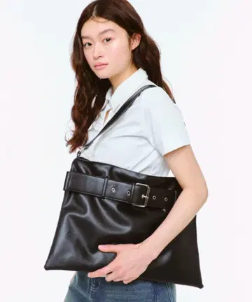 fekete 숄더백 블랙
