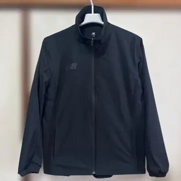 뉴발란스 프리미어 에디션 트래블 스트레치 우븐 자켓