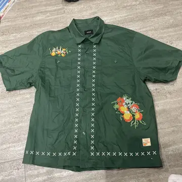 HUF 그린 반팔 셔츠 XL 꽃무늬 자수