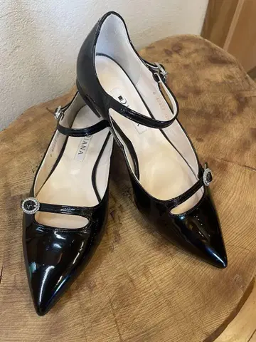 [ 새상품급 ] DIANA 22.5 블랙 플랫슈즈 1.5cm 힐