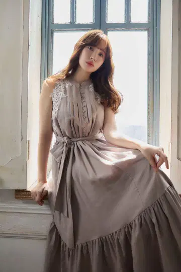 [ Herlipto ] Notting Hill Belted Dress