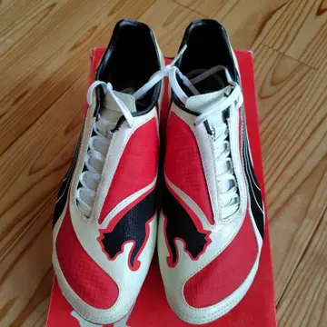 Puma 축구화 레드/화이트/블랙
