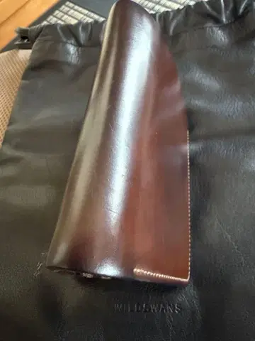 forme  Short wallet Cordovan 다크 코냑