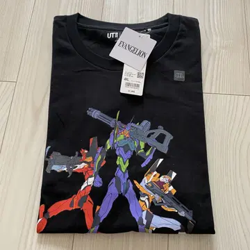 택 포함 새상품 유니클로 UT 에반게리온 프린트 블랙 T셔츠 4XL