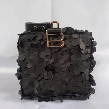 Bibiy. B. FLORET BOX BAG