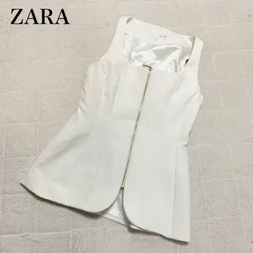 [ 새상품급 ] ZARA 집업 뷔스티에 페플럼 화이트