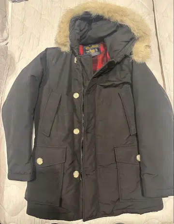 Thinsulate 블랙 다운 자켓 퍼 포함